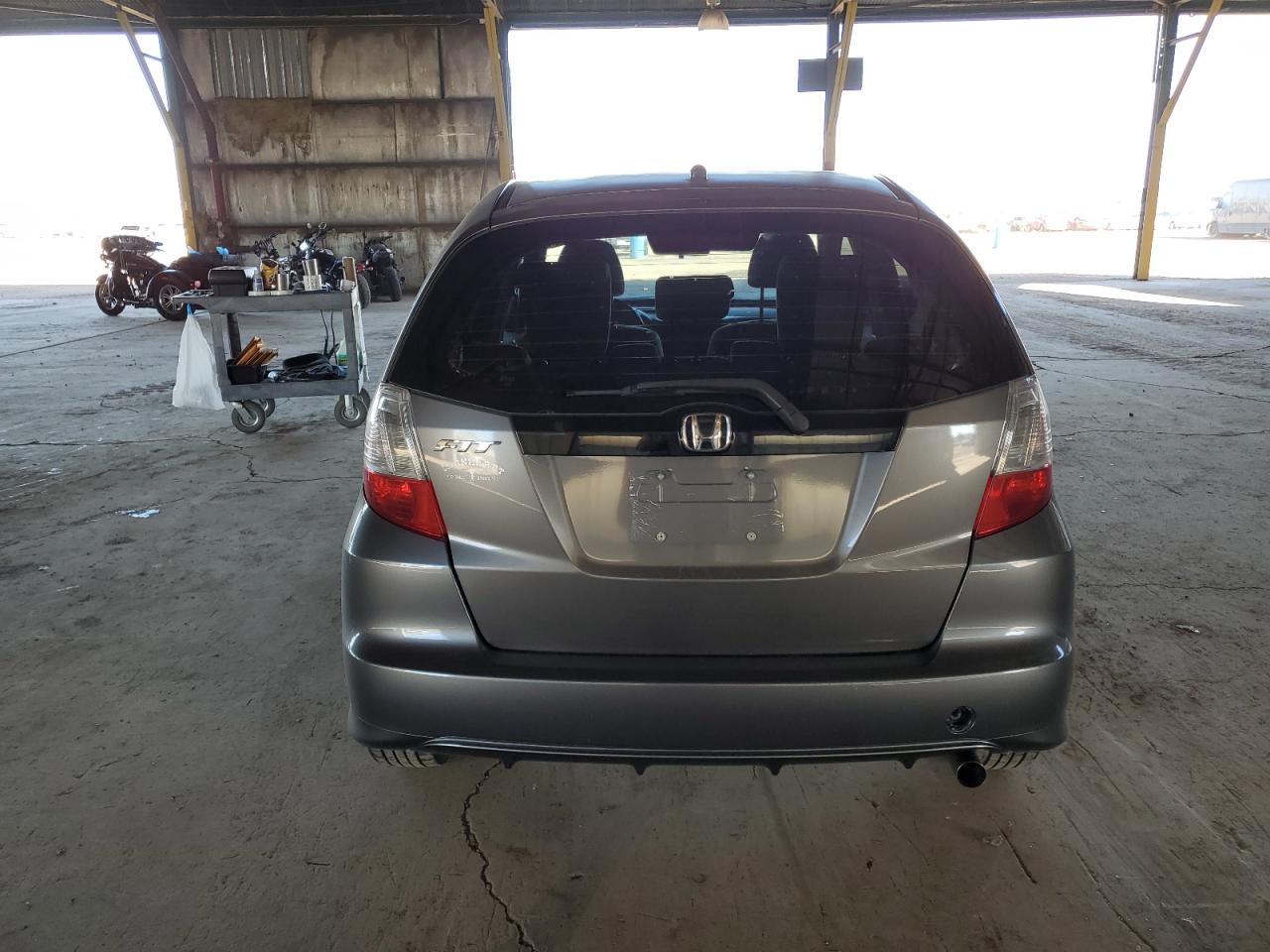 2013 Honda Fit VIN: JHMGE8H32DC058319 Lot: 87094895