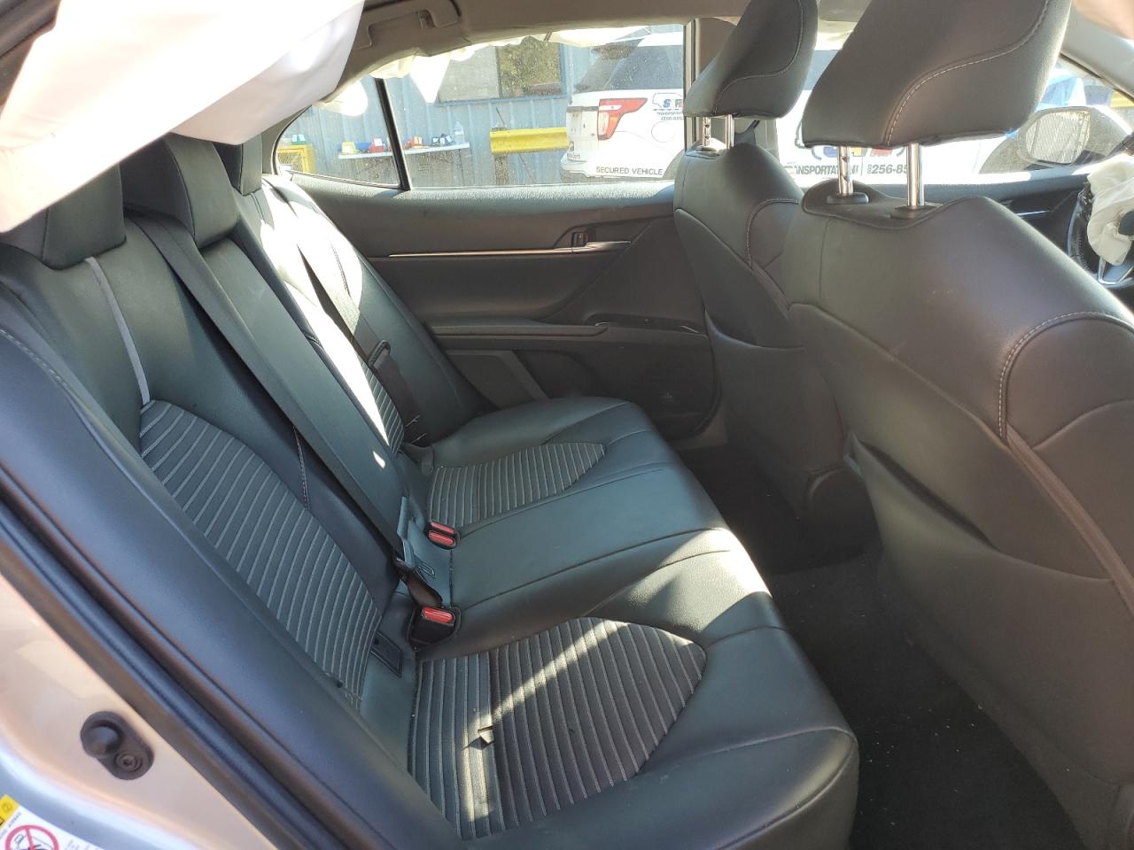 2019 Toyota Camry L VIN: 4T1B11HK5KU689557 Lot: 85389025