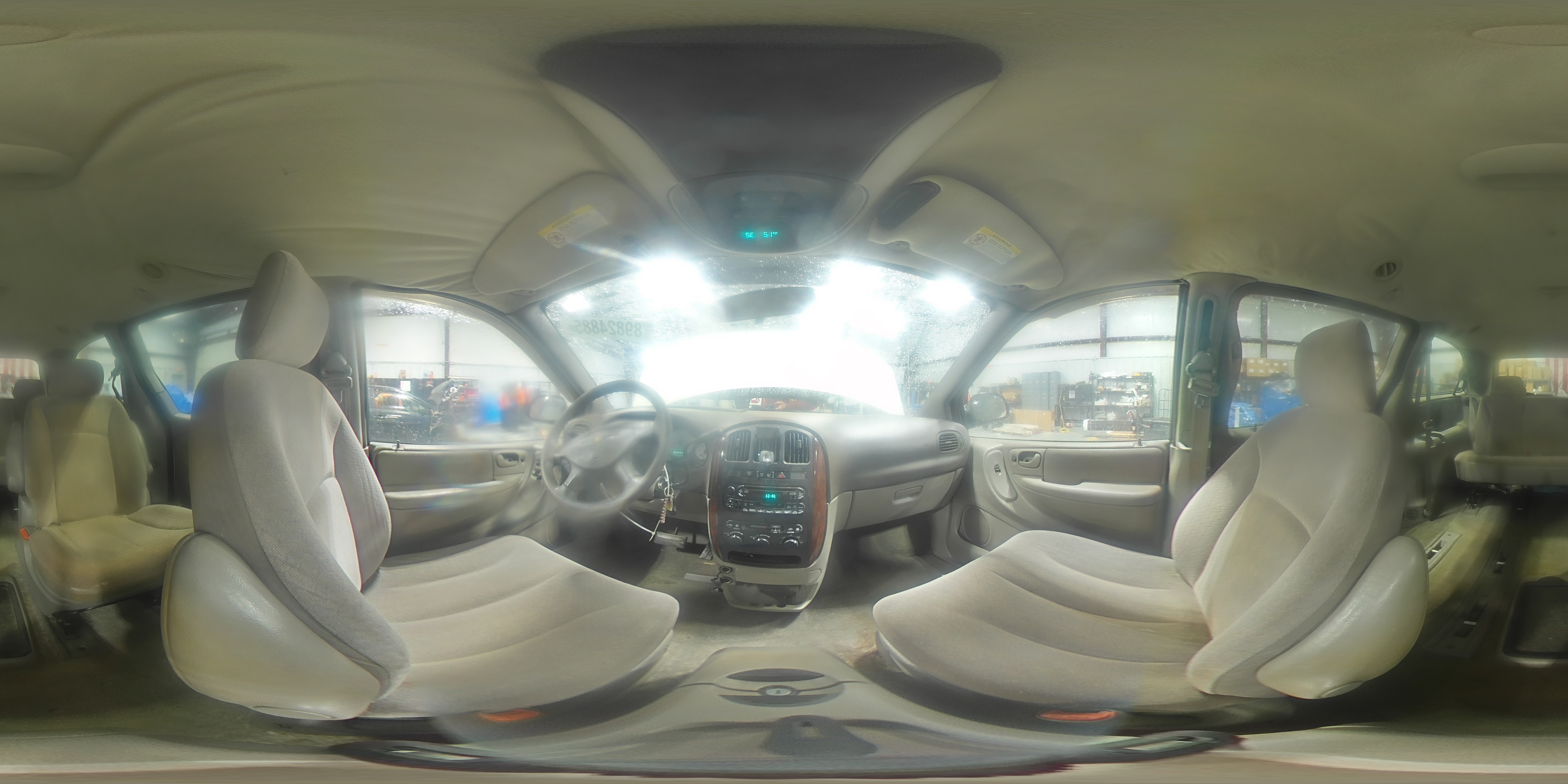 2003 Chrysler Town & Country Lx VIN: 2C4GP44L03R266215 Lot: 89824885