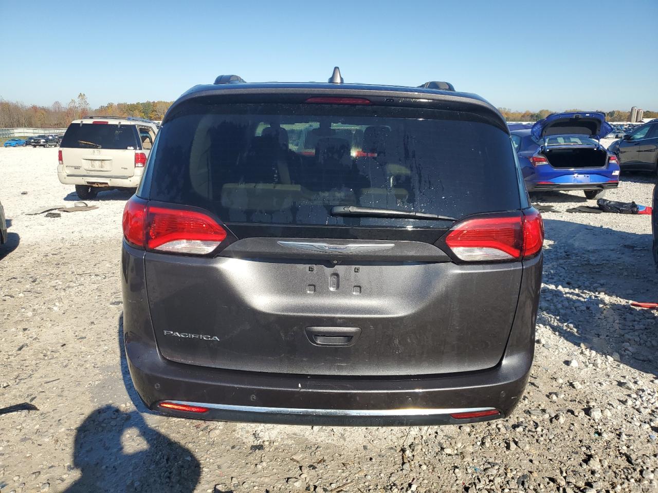 2017 Chrysler Pacifica Touring L VIN: 2C4RC1BG7HR543961 Lot: 86805755