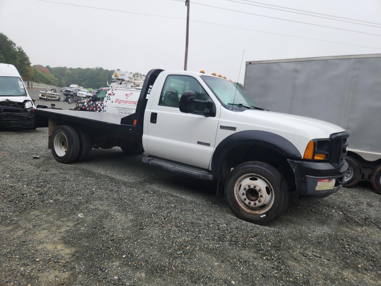 2007 Ford F550 Super Duty VIN: 1FDAF56PX7EB27707 Lot: 87265315