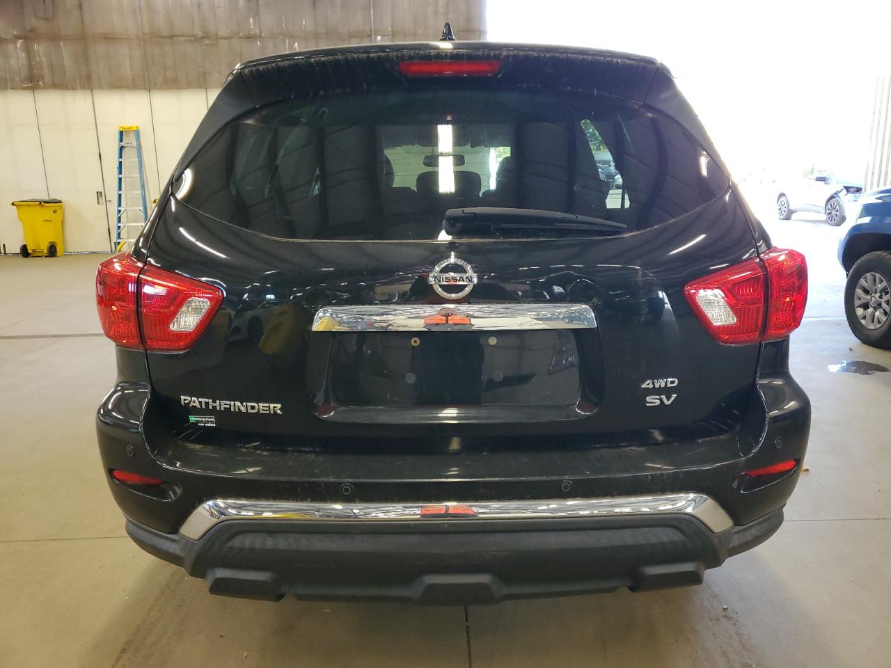 2019 Nissan Pathfinder S VIN: 5N1DR2MM0KC624815 Lot: 86122175
