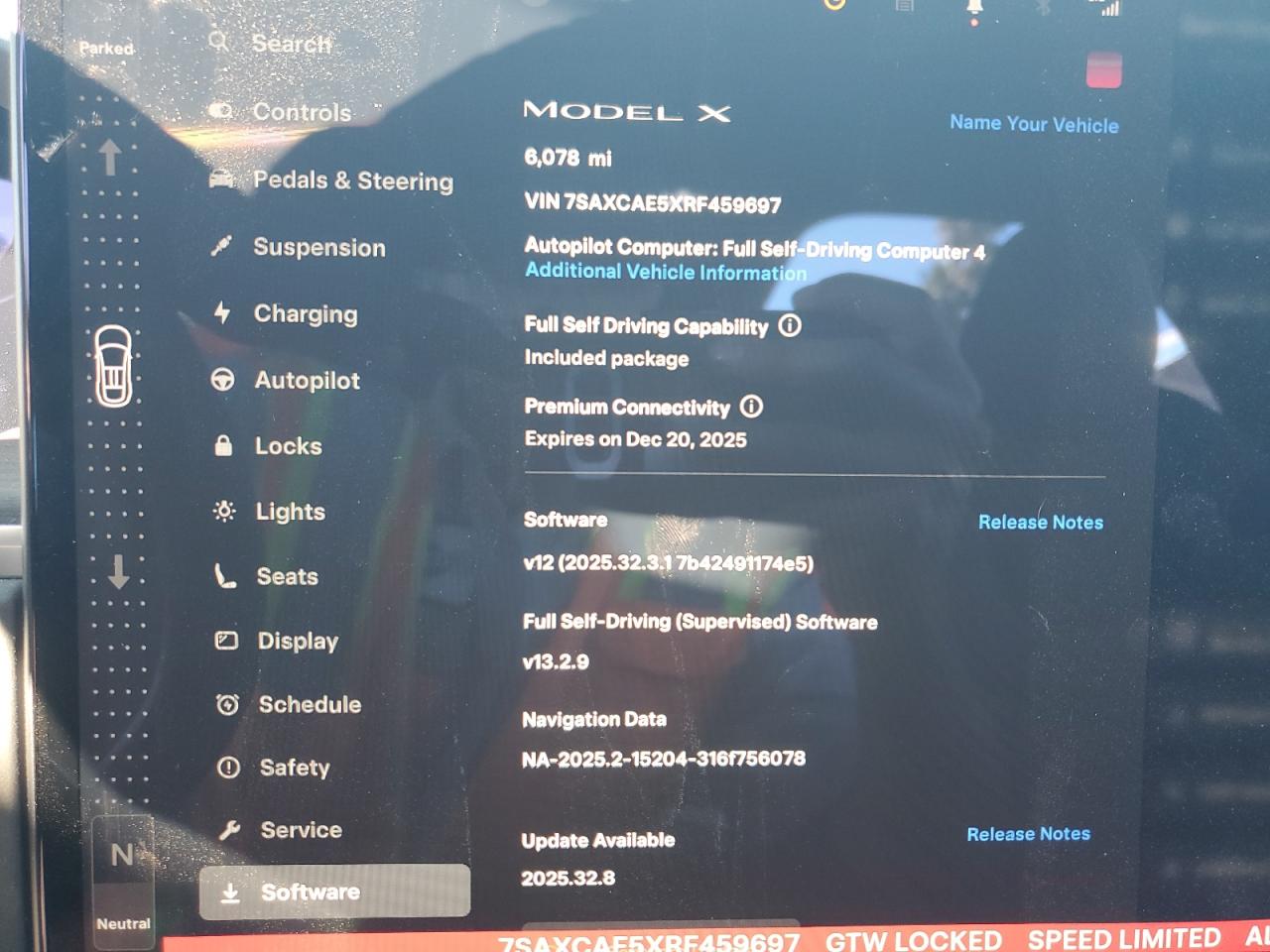 2024 Tesla Model X VIN: 7SAXCAE5XRF459697 Lot: 90097105