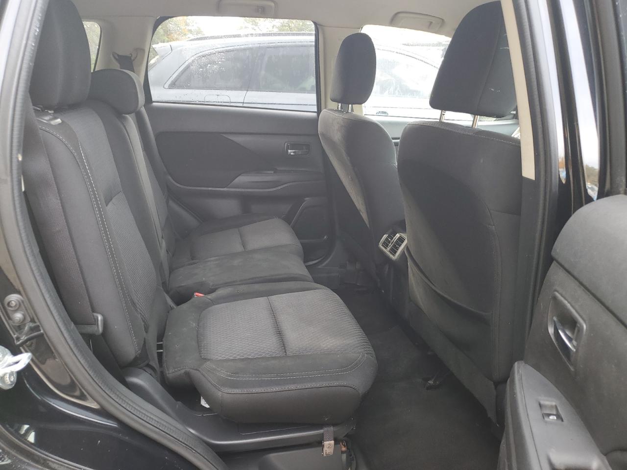 2019 Mitsubishi Outlander Es VIN: JA4AD2A34KZ055234 Lot: 86810555