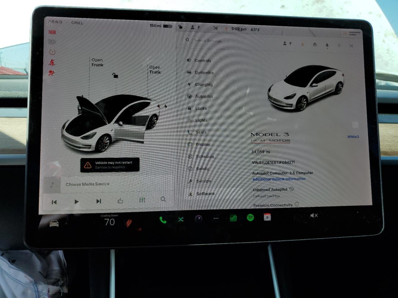 2018 Tesla Model 3 VIN: 5YJ3E1EB7JF084271 Lot: 85590185