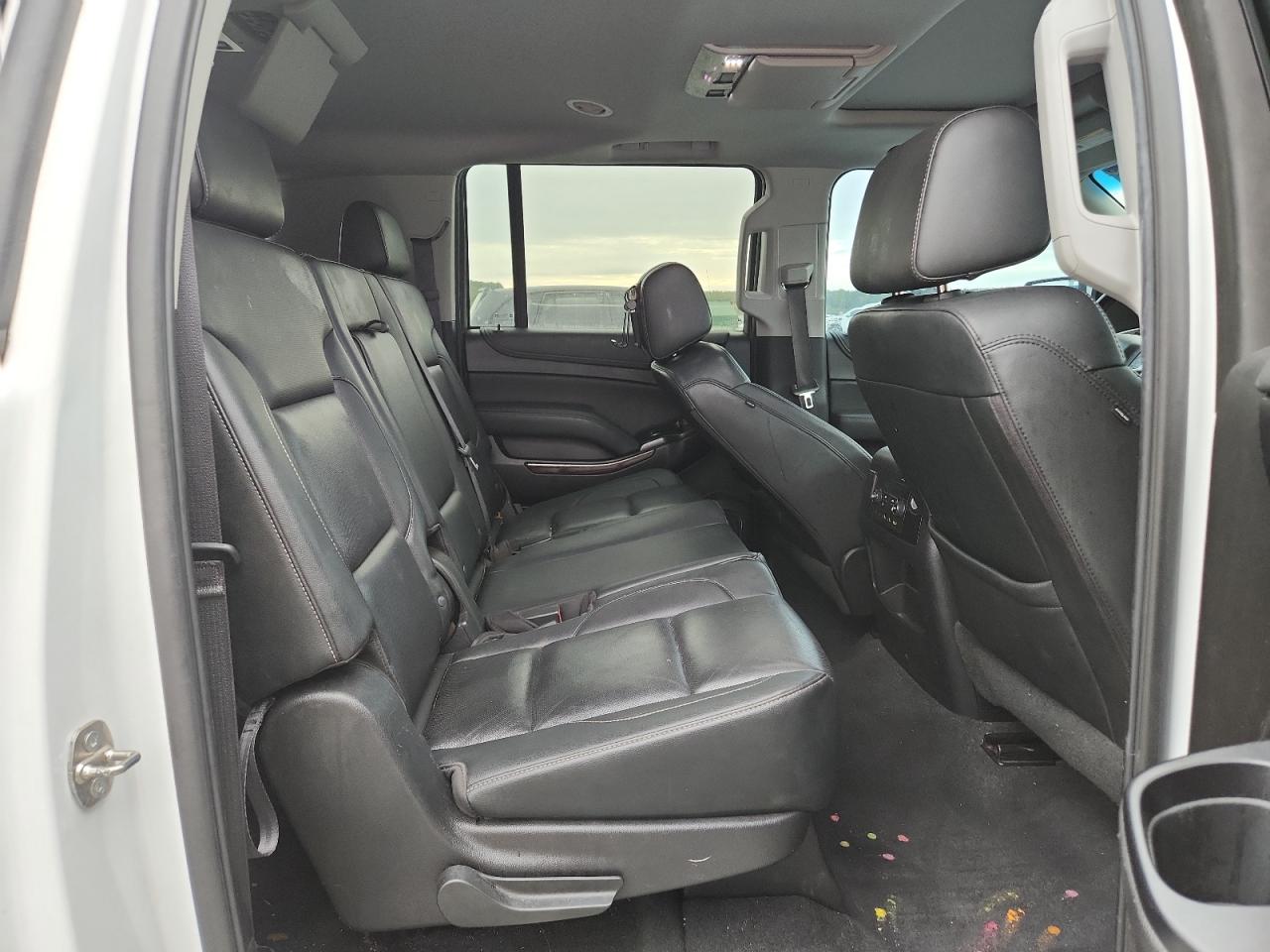 2019 GMC Yukon Xl K1500 Slt VIN: 1GKS2GKC5KR319142 Lot: 82152495