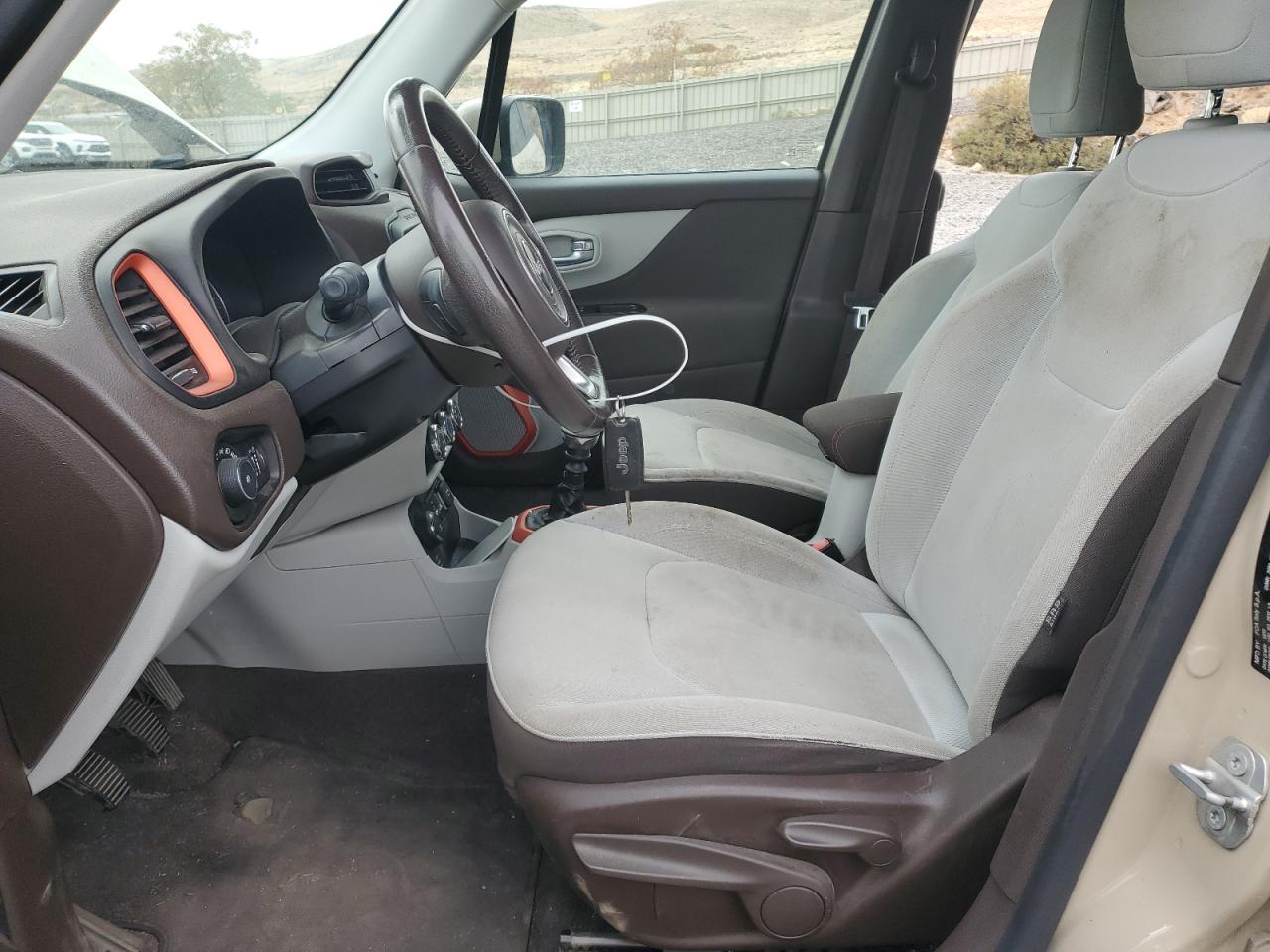 2016 Jeep Renegade Latitude VIN: ZACCJBBW1GPC57700 Lot: 82608425