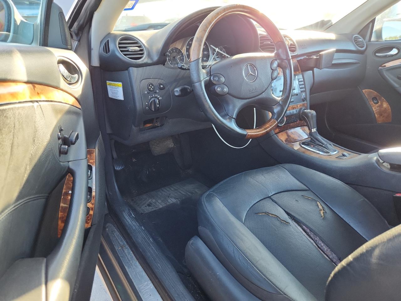 2005 Mercedes-Benz Clk 500 VIN: WDBTK75G15T051050 Lot: 87490735