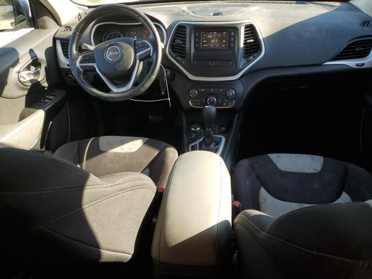 2014 Jeep Cherokee Latitude VIN: 1C4PJMCB8EW107088 Lot: 82258205