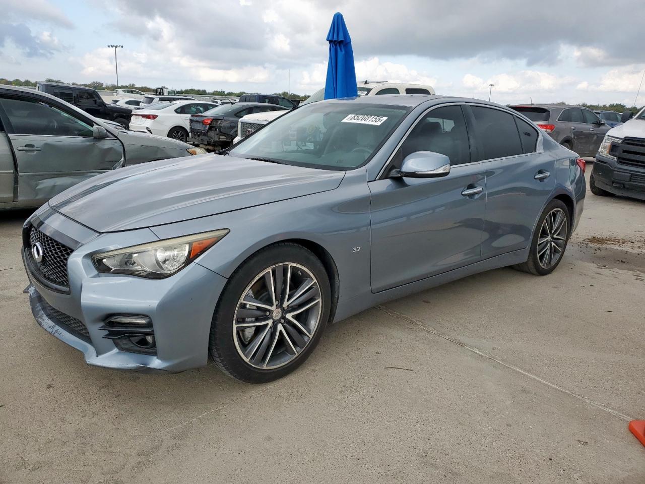 2015 Infiniti Q50 Base VIN: JN1BV7AP7FM330964 Lot: 85208155