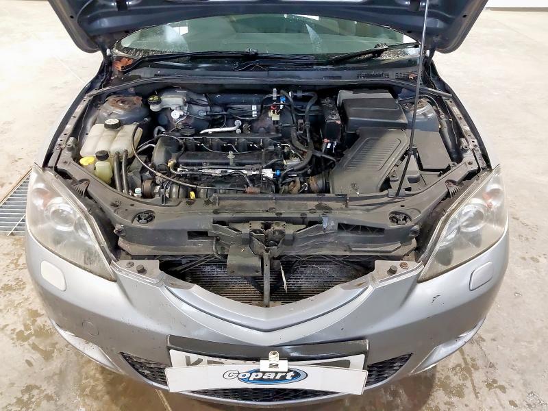 2005 MAZDA 3 SPORT 