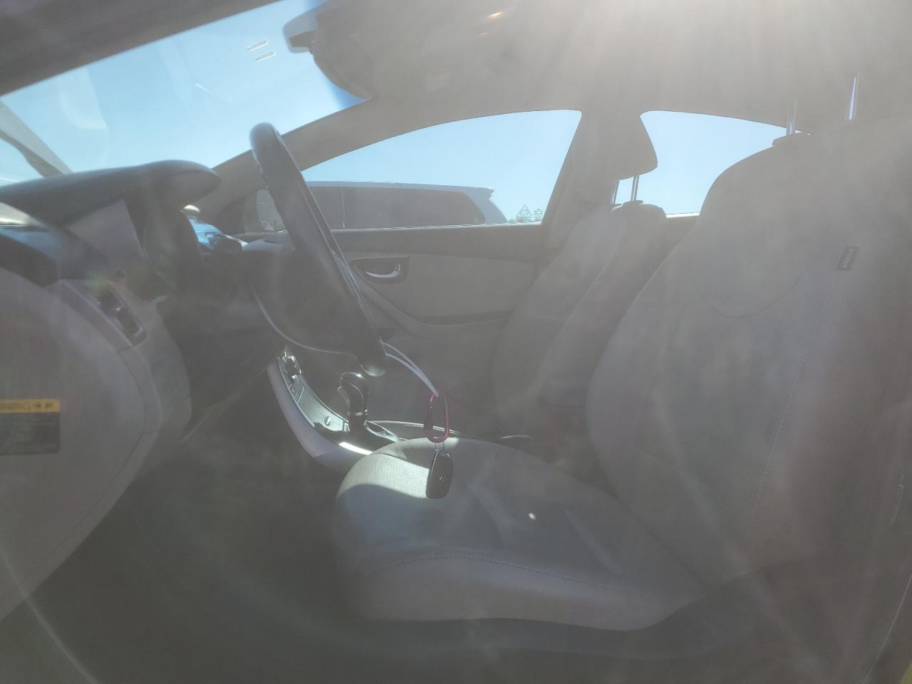 2016 Hyundai Elantra Se VIN: 5NPDH4AE8GH679279 Lot: 82353745