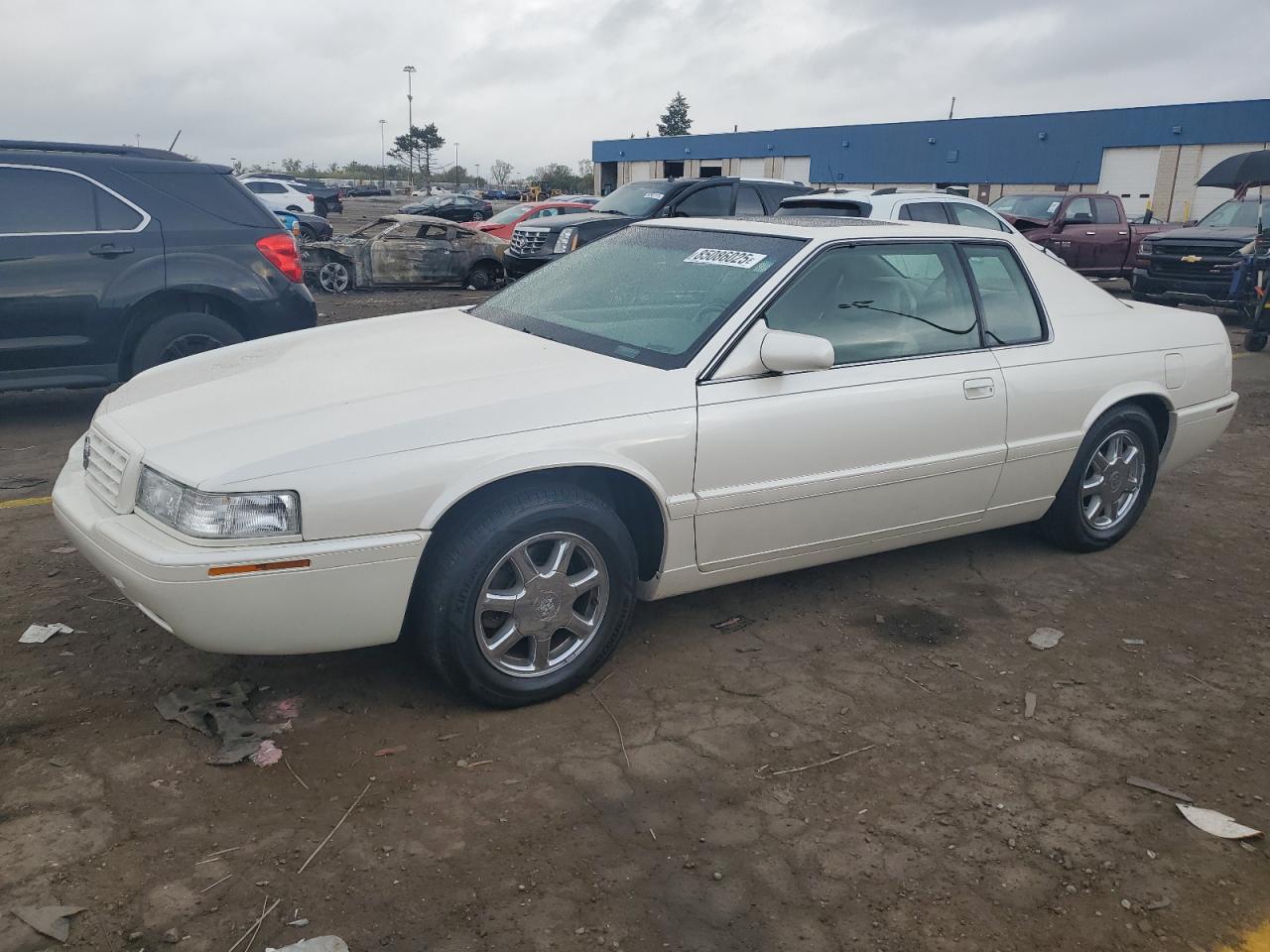 CADILLAC ELDORADO 2002. Lot# 85086025. VIN 1G6ET12902B104593. Photo 1