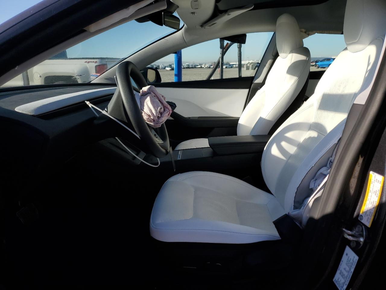 2024 Tesla Model 3 VIN: 5YJ3E1EB2RF811005 Lot: 82544145