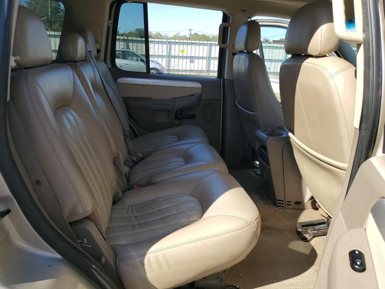 2005 Mercury Mountaineer VIN: 4M2DU86E65UJ02808 Lot: 81920285