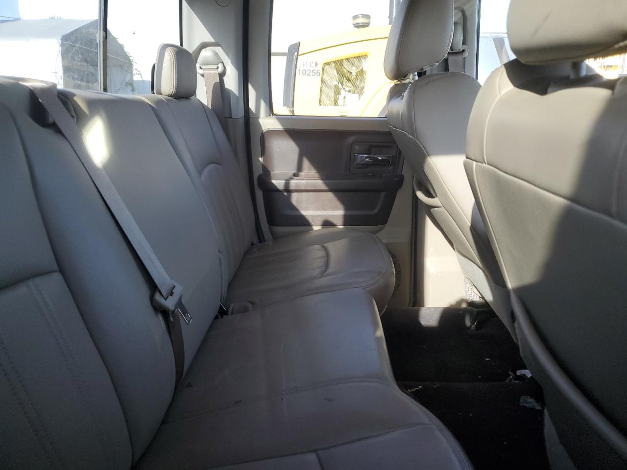 2009 Dodge Ram 1500 VIN: 1D3HV18T89S825303 Lot: 85885925