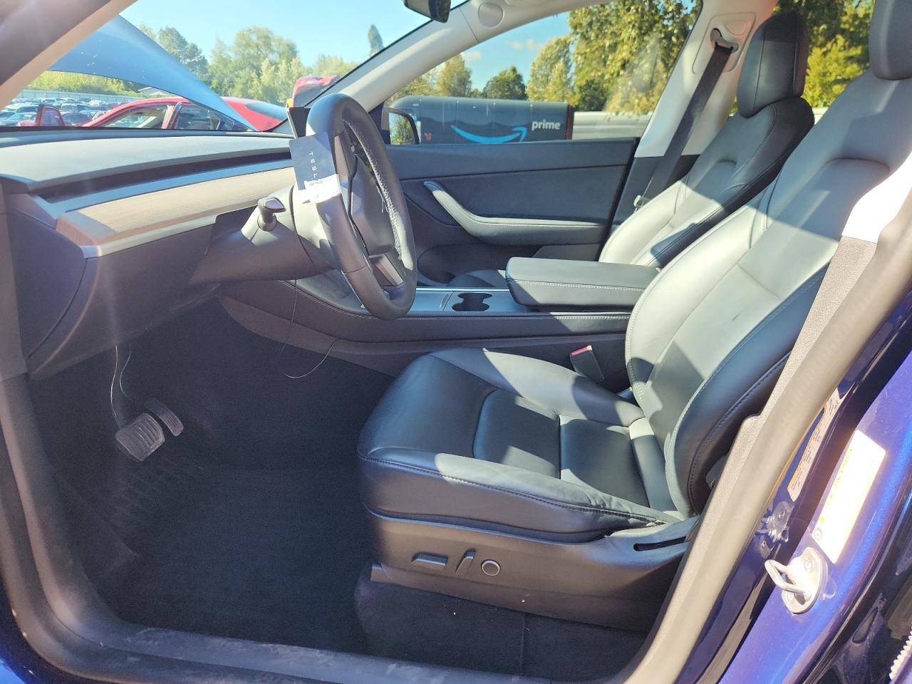 2022 Tesla Model Y VIN: 7SAYGDEE2NF496232 Lot: 82440705