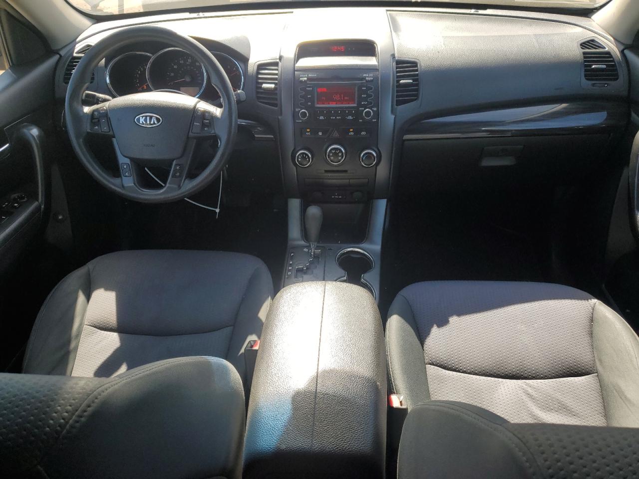 2012 Kia Sorento Base VIN: 5XYKTDA26CG225240 Lot: 84413805