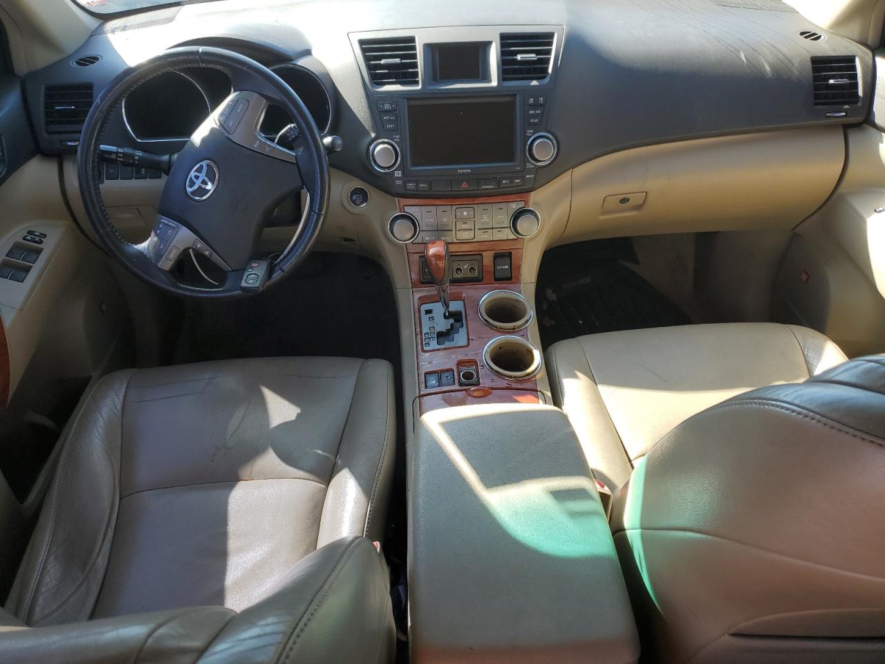 2010 Toyota Highlander Limited VIN: 5TDDK3EH0AS003006 Lot: 85744005