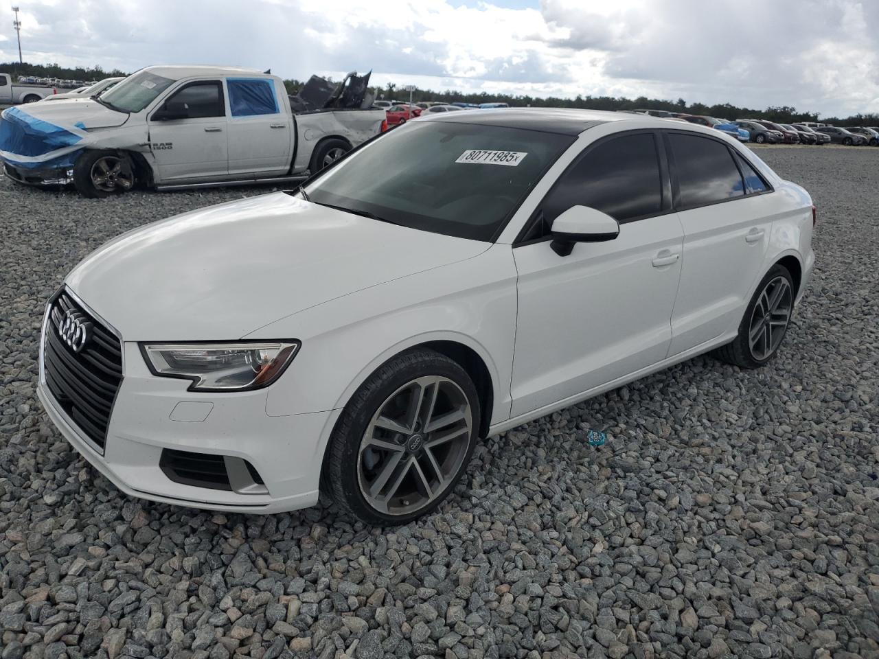 Фото: WAUAUGFF8H1051990