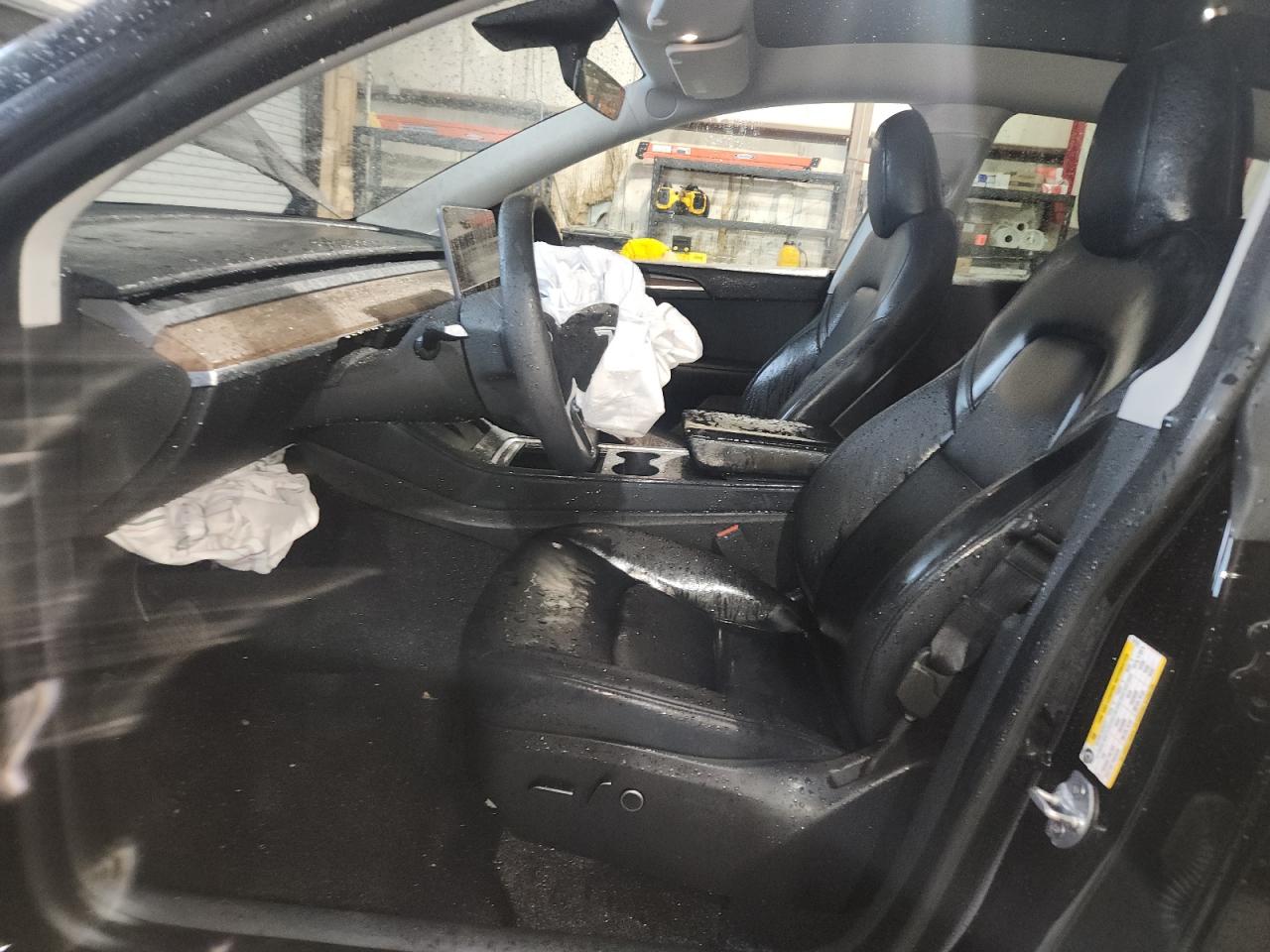 2023 Tesla Model Y VIN: 7SAYGDEE8PA072747 Lot: 89919625