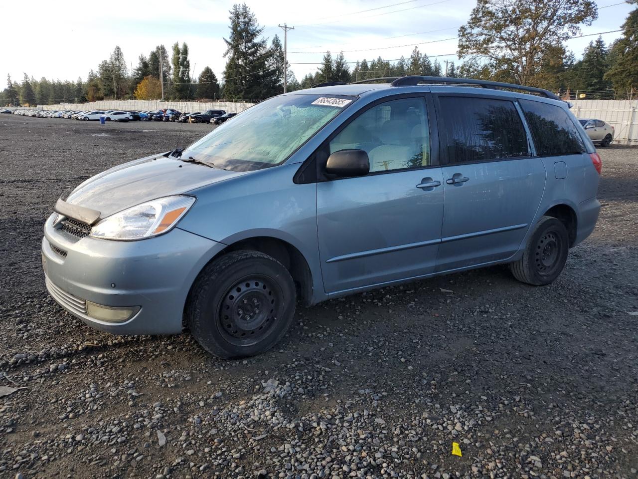 2004 Toyota Sienna Le