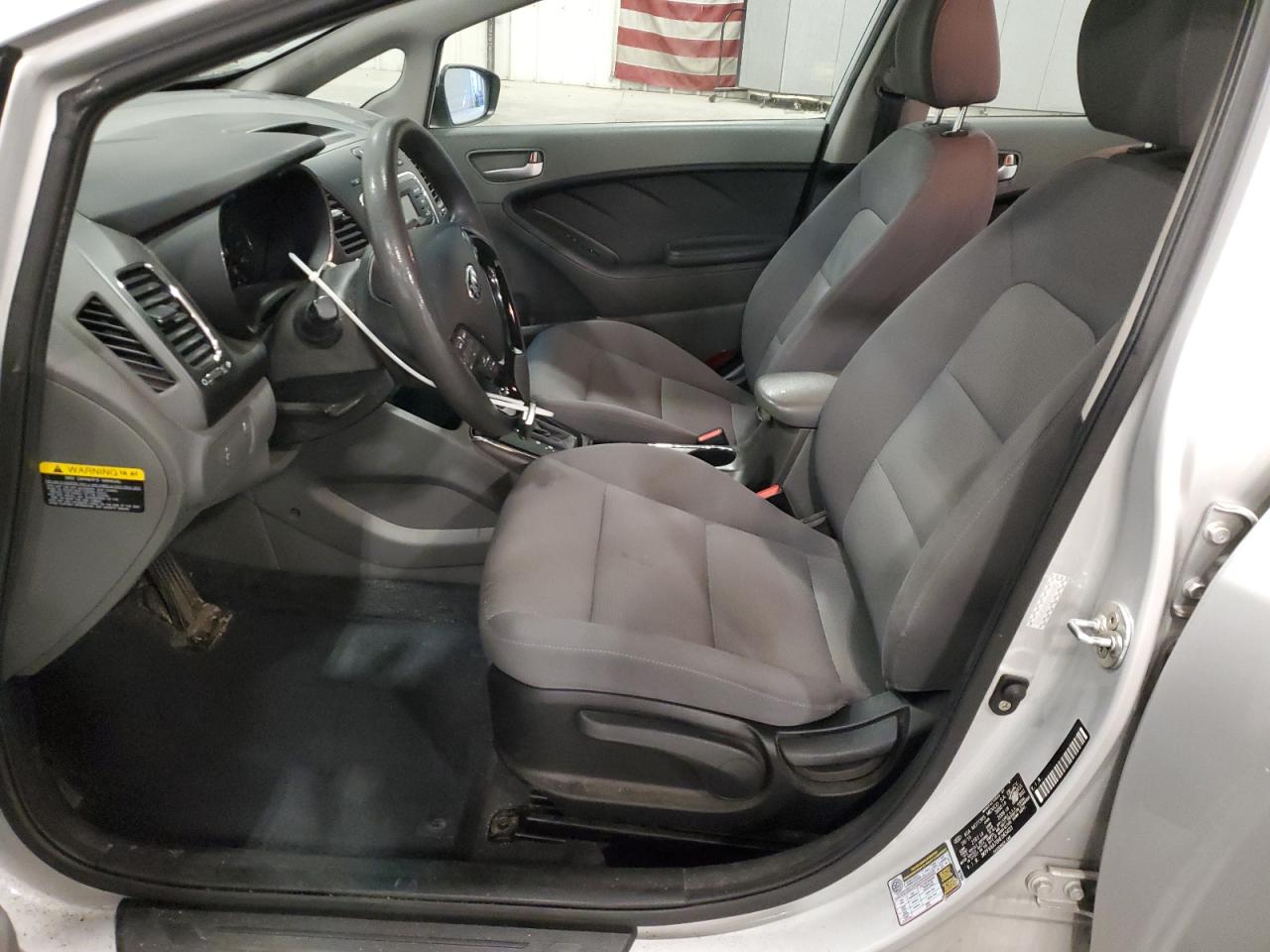 2017 Kia Forte Lx VIN: 3KPFK4A70HE045403 Lot: 82451145