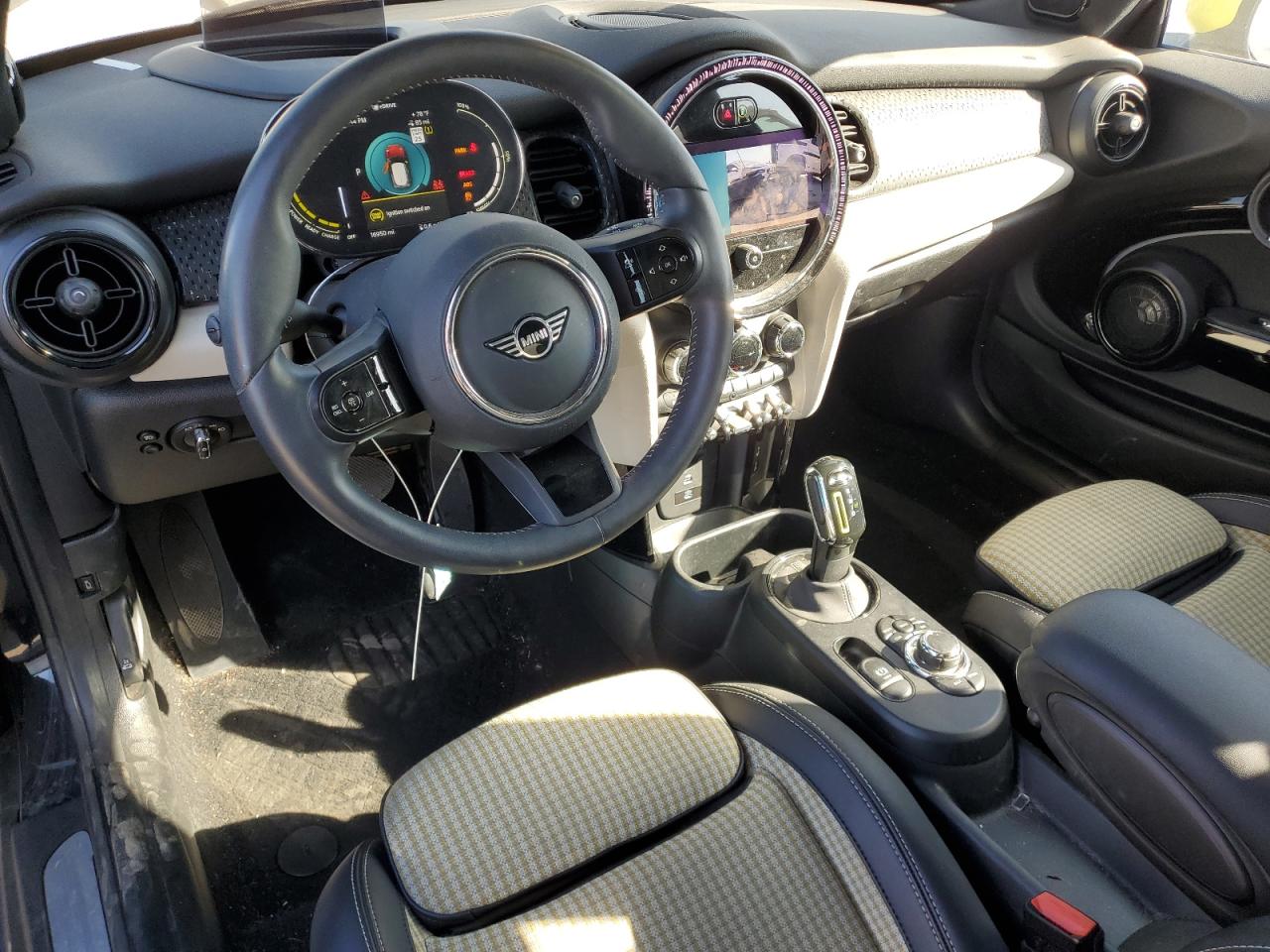 2024 Mini Cooper Se VIN: WMW13DJ0XR2U84162 Lot: 91054485