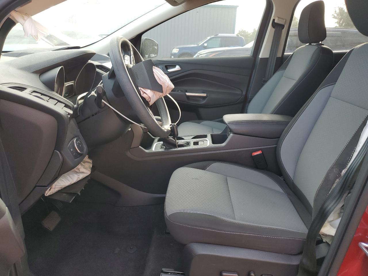 2018 Ford Escape Se VIN: 1FMCU0GDXJUA39713 Lot: 82118135