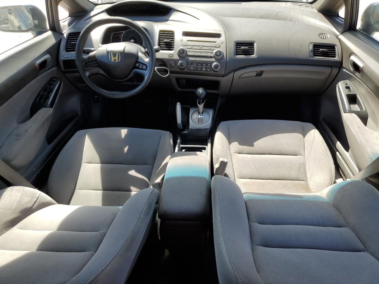 2008 Honda Civic Lx VIN: 1HGFA16528L048806 Lot: 82577375