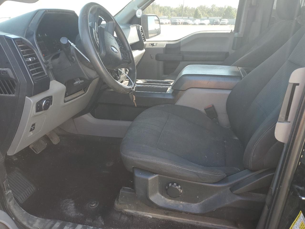 2019 Ford F150 Super Cab VIN: 1FTFX1E5XKKE62105 Lot: 89472425