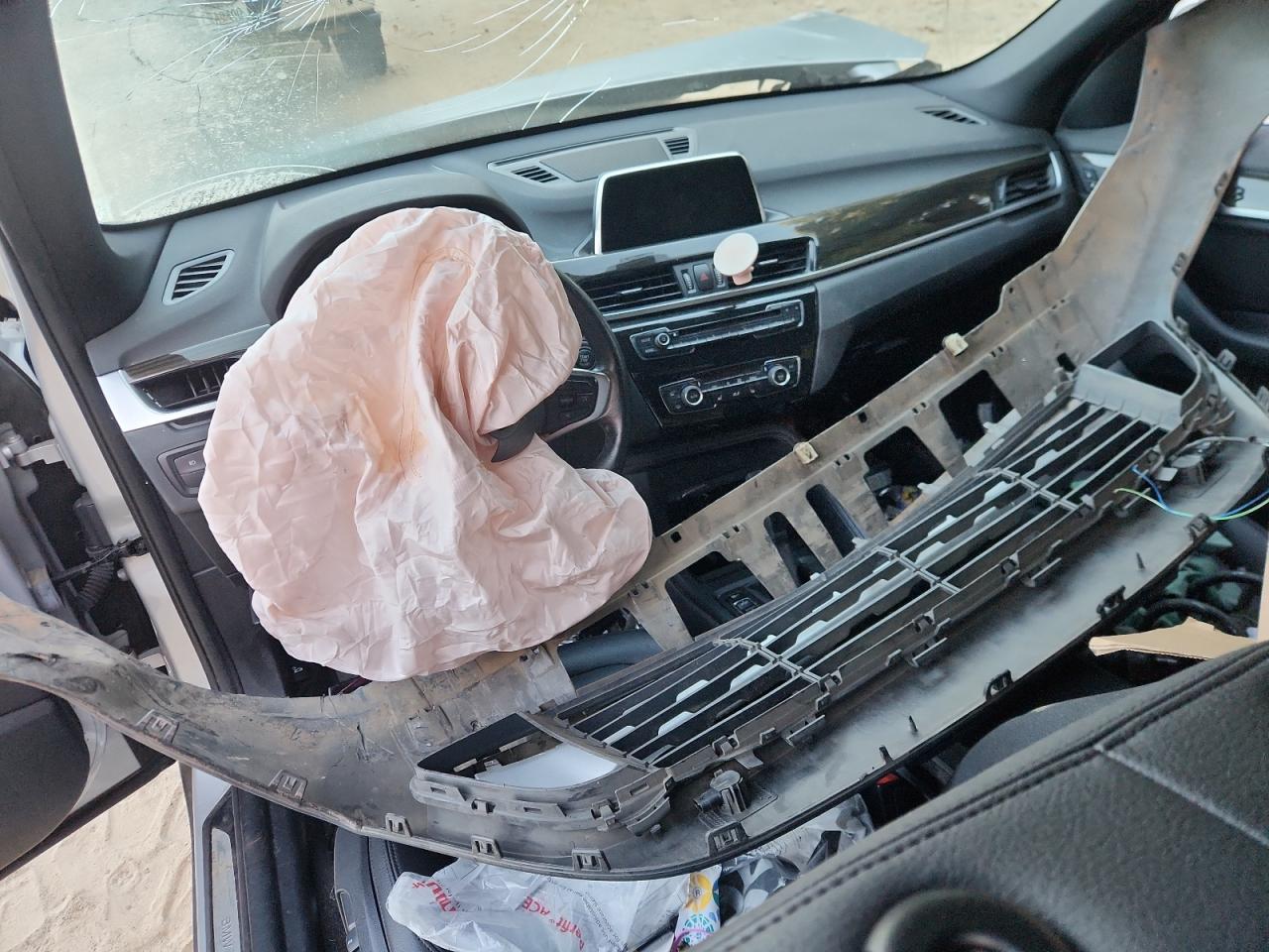 2018 BMW X1 Sdrive28I VIN: WBXHU7C33J5L05523 Lot: 84926235