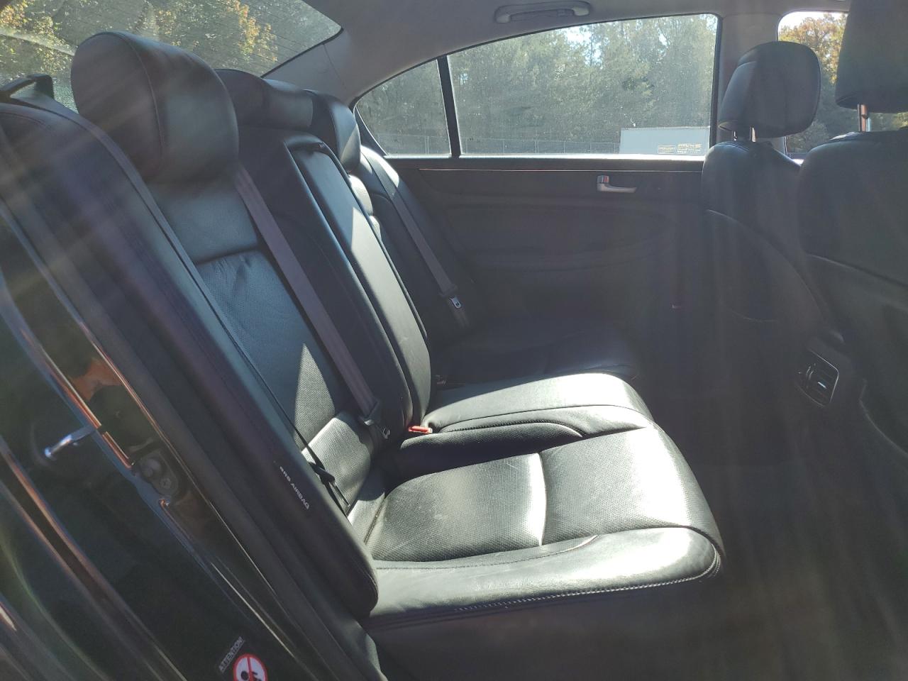 2014 Hyundai Genesis 5.0L VIN: KMHGC4DH8EU261479 Lot: 86510075