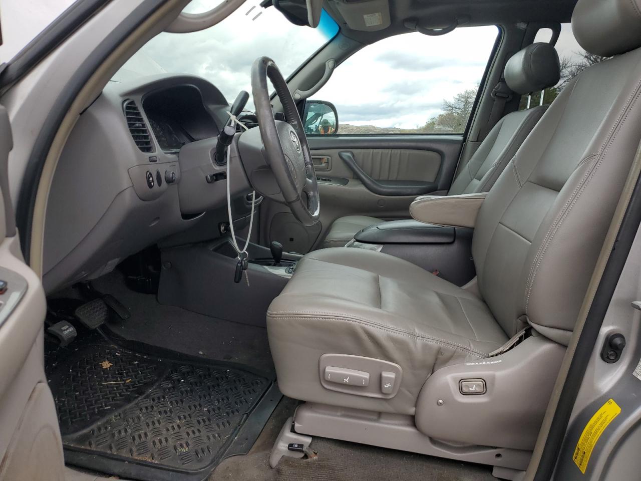 2004 Toyota Sequoia Limited VIN: 5TDBT48A34S233121 Lot: 89572875