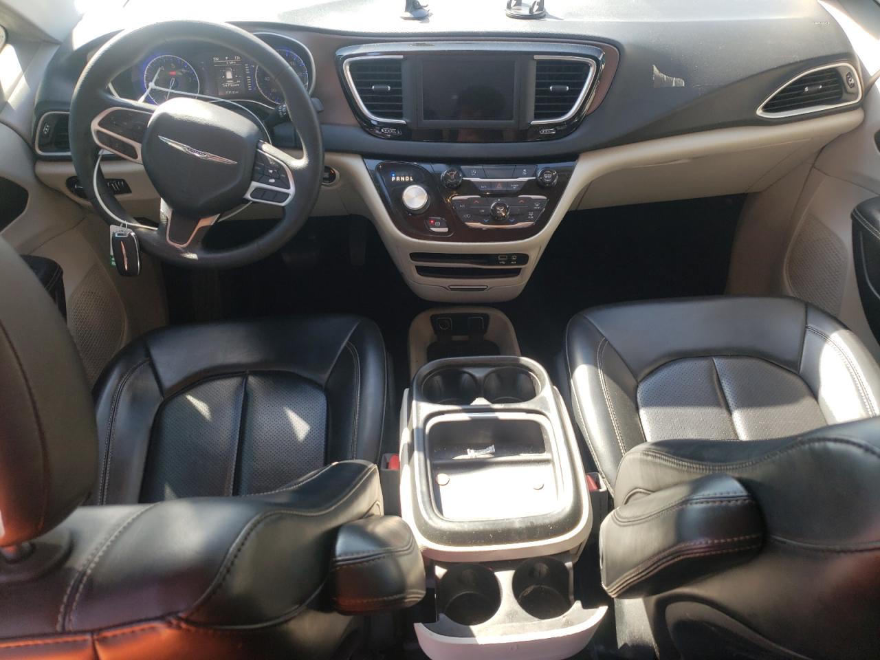 2020 Chrysler Voyager Lxi VIN: 2C4RC1DG9LR157550 Lot: 86829335