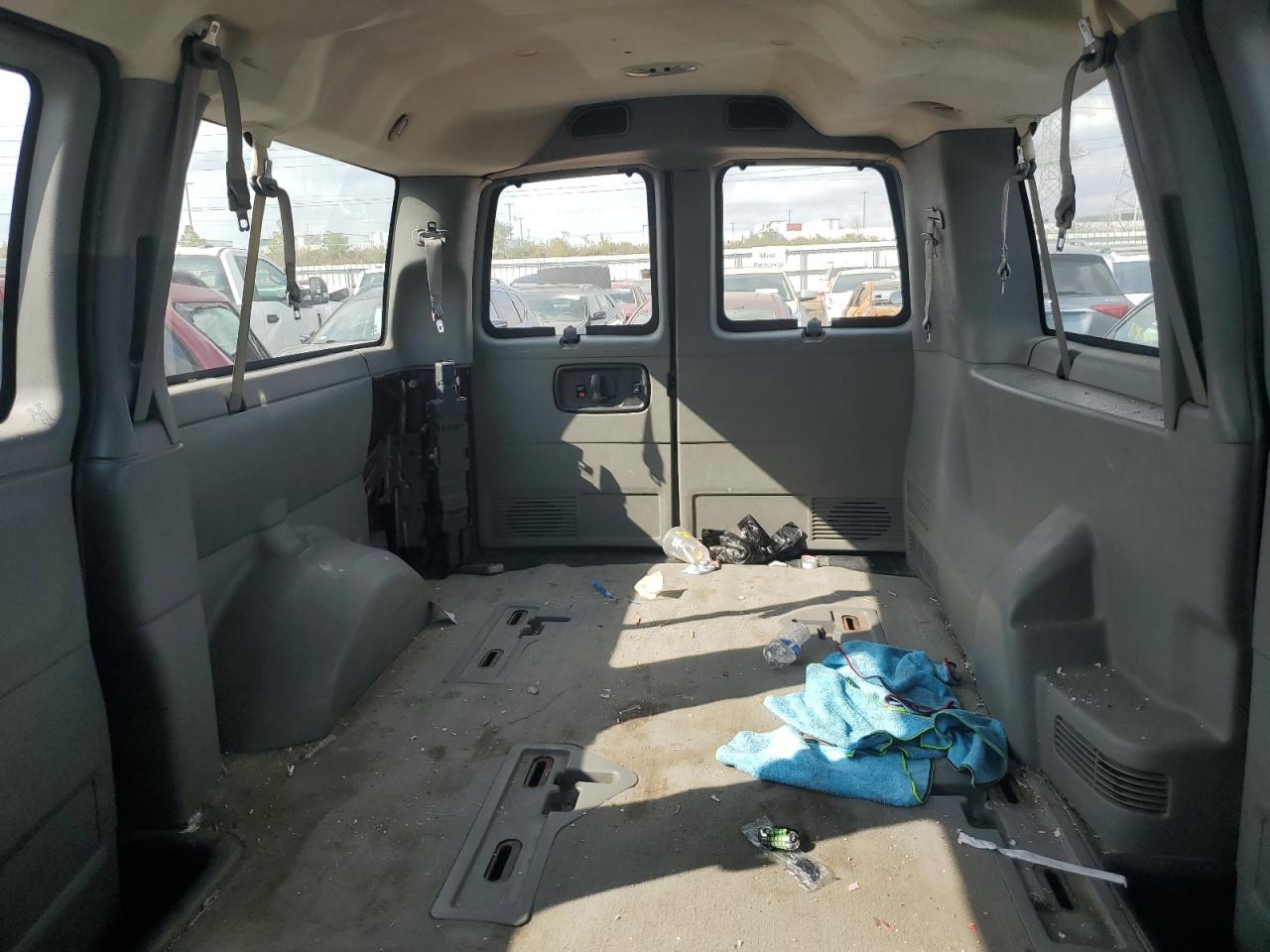 2006 GMC Savana G3500 VIN: 1GJHG35U661267750 Lot: 86244505