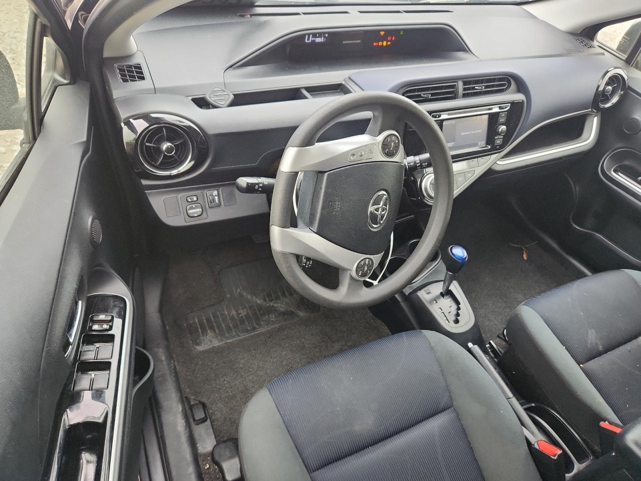 2015 Toyota Prius C VIN: JTDKDTB33F1581003 Lot: 81998745