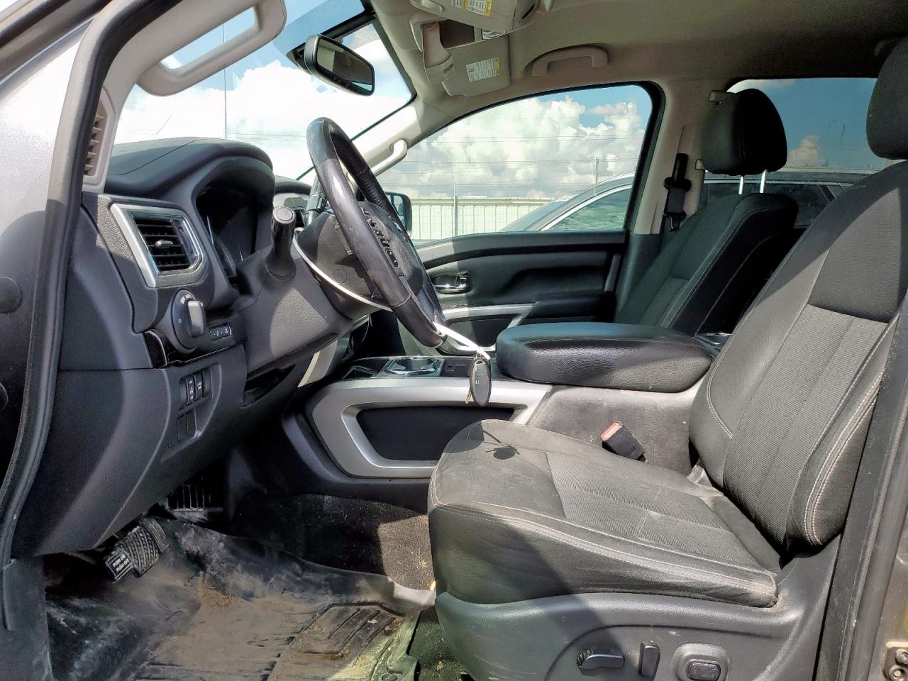 2018 Nissan Titan Sv VIN: 1N6AA1E62JN541525 Lot: 84523165