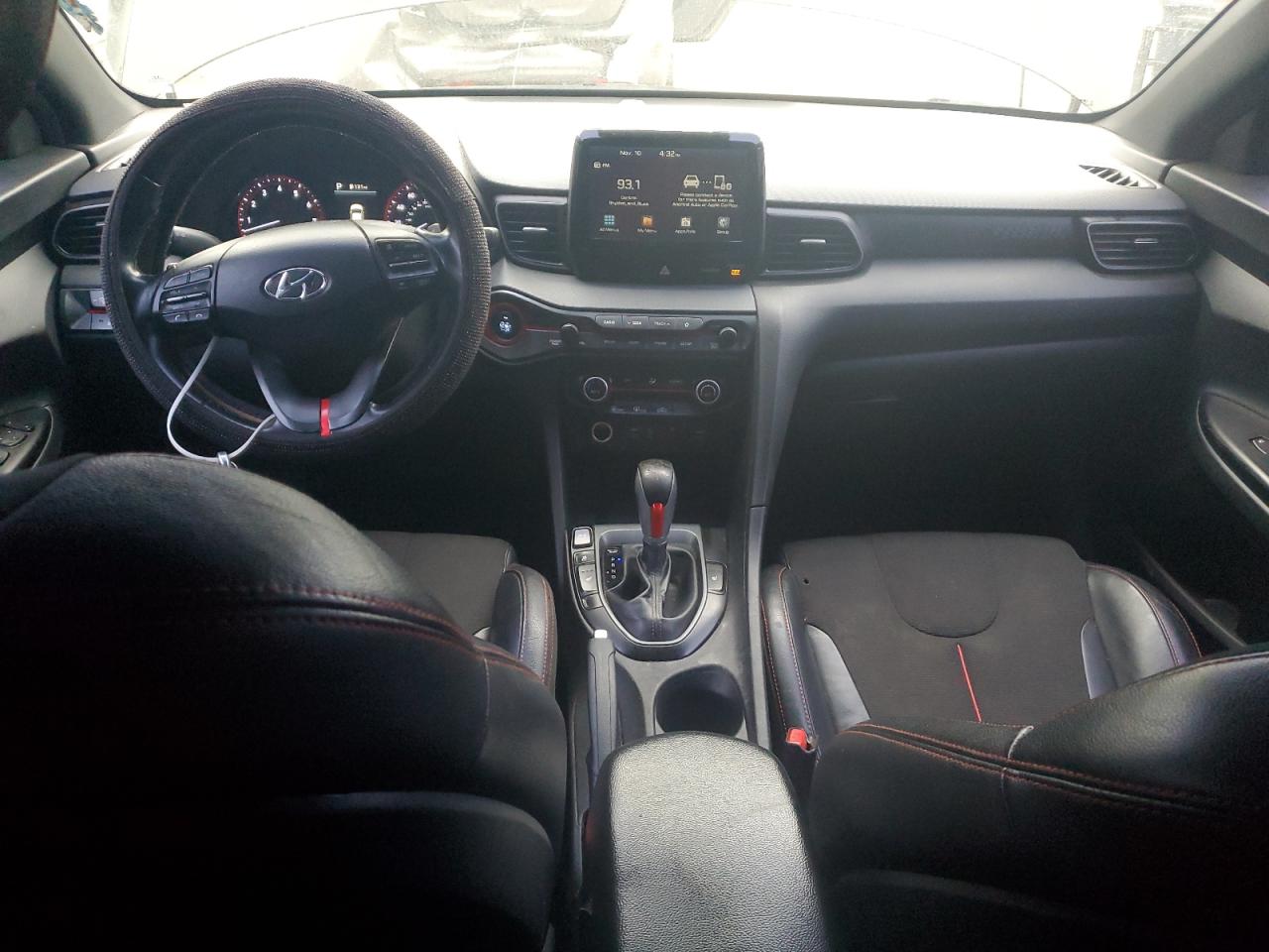 2020 Hyundai Veloster Base VIN: KMHTG6AF8LU020889 Lot: 86302885