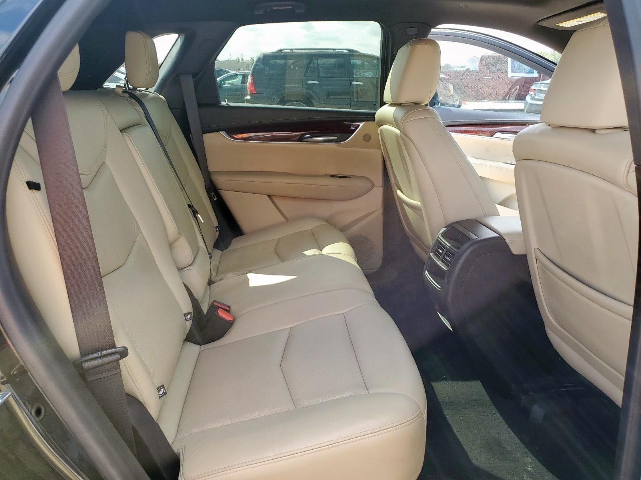 2018 Cadillac Xt5 Luxury VIN: 1GYKNCRS3JZ218795 Lot: 87391695