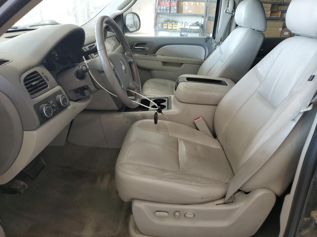 2011 Chevrolet Tahoe K1500 Lt VIN: 1GNSKBE06BR251683 Lot: 81993575