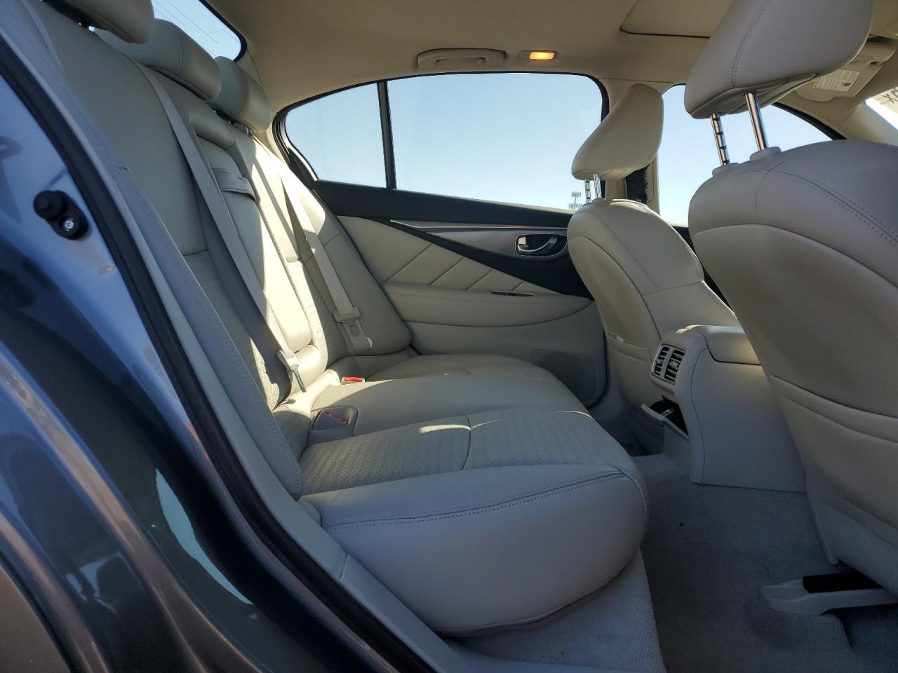 Q50 Q50