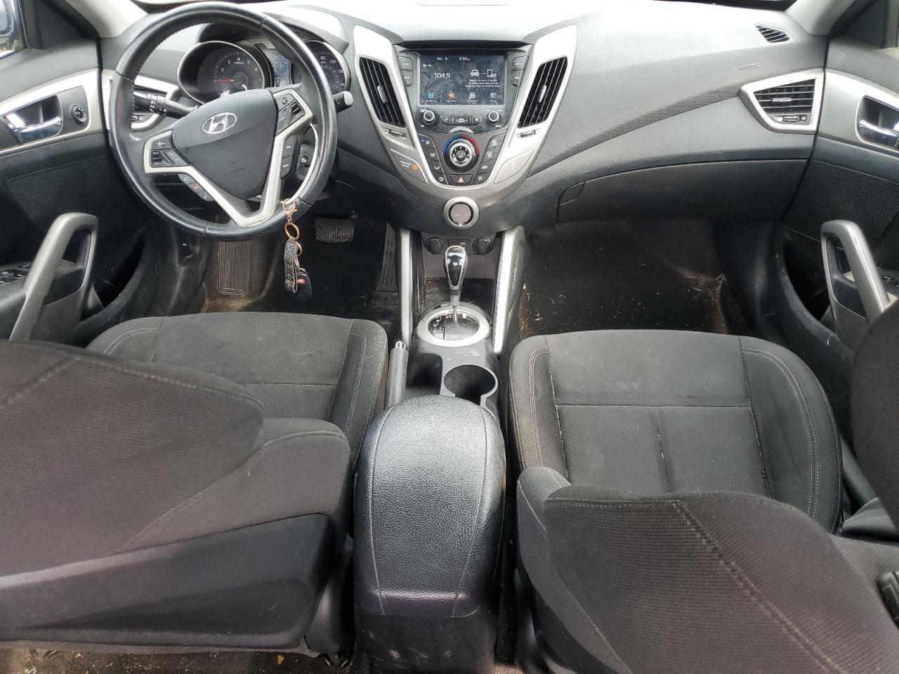 2017 Hyundai Veloster VIN: KMHTC6AD9HU306669 Lot: 82339105