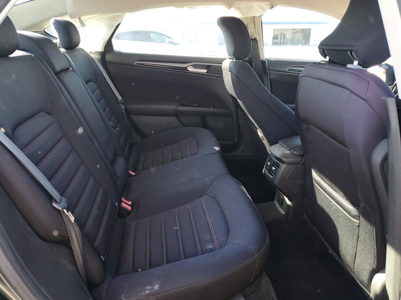 2015 Ford Fusion Se VIN: 3FA6P0HD4FR244407 Lot: 82591085