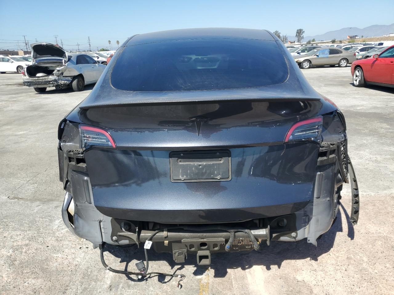 2024 Tesla Model Y VIN: 7SAYGDEF5RF085454 Lot: 85517335