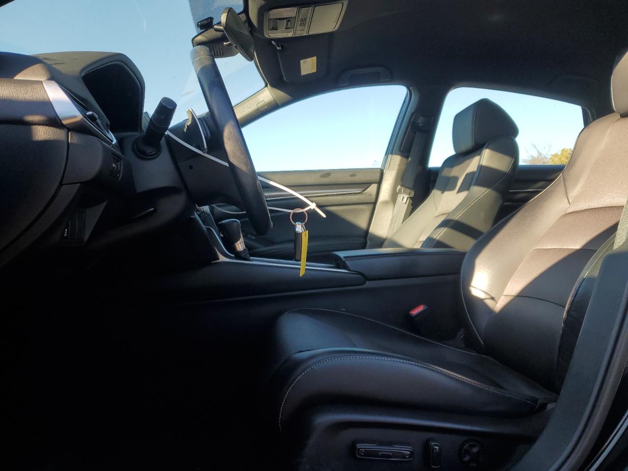 2018 Honda Accord Sport VIN: 1HGCV1F38JA051605 Lot: 90216005