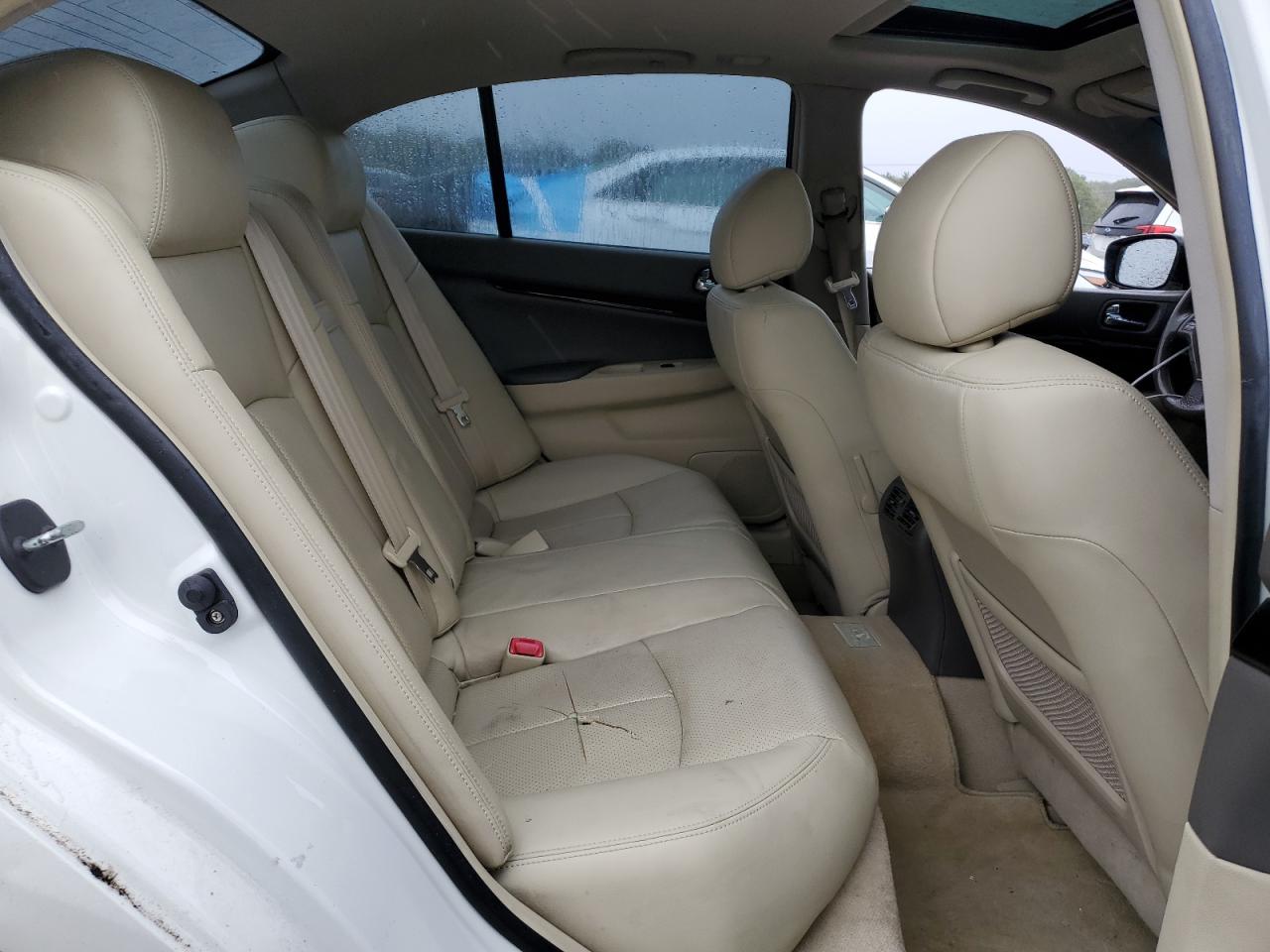 2011 Infiniti G37 Base VIN: JN1CV6AP7BM300050 Lot: 84932495