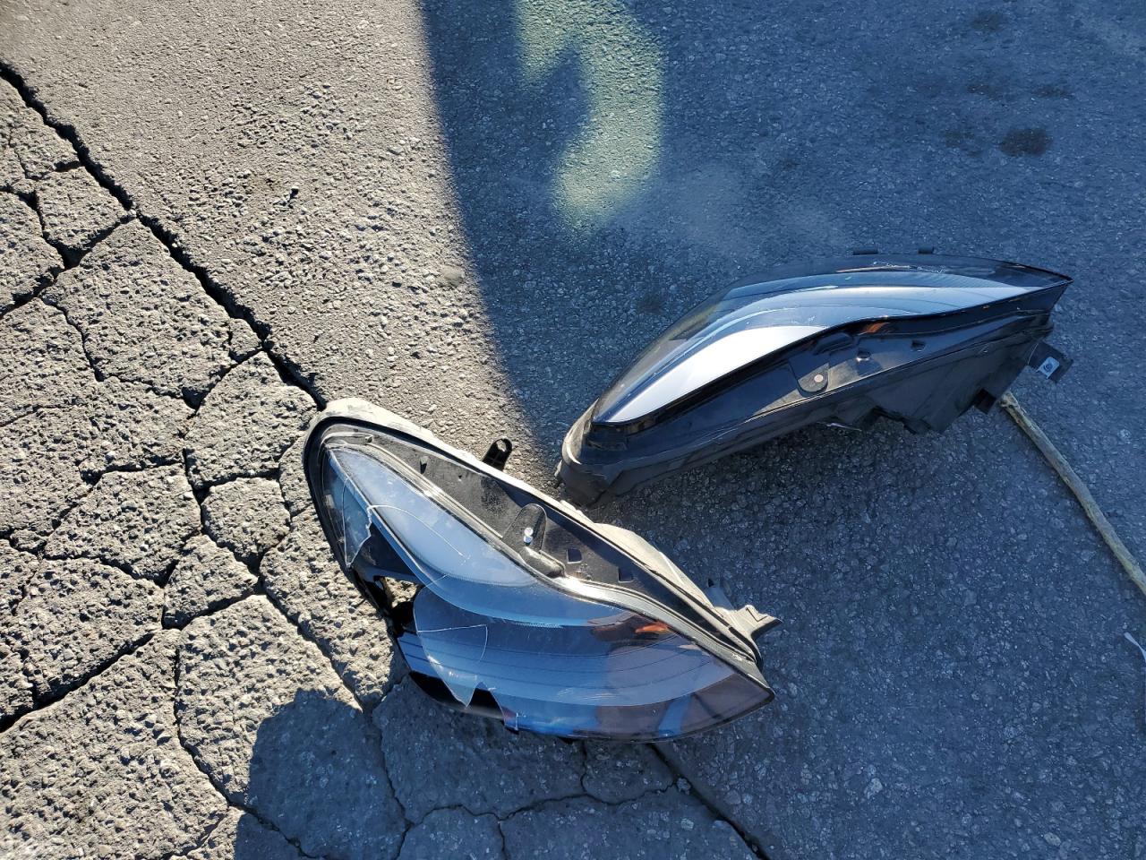 2019 Tesla Model 3 VIN: 5YJ3E1EBXKF454002 Lot: 90024825