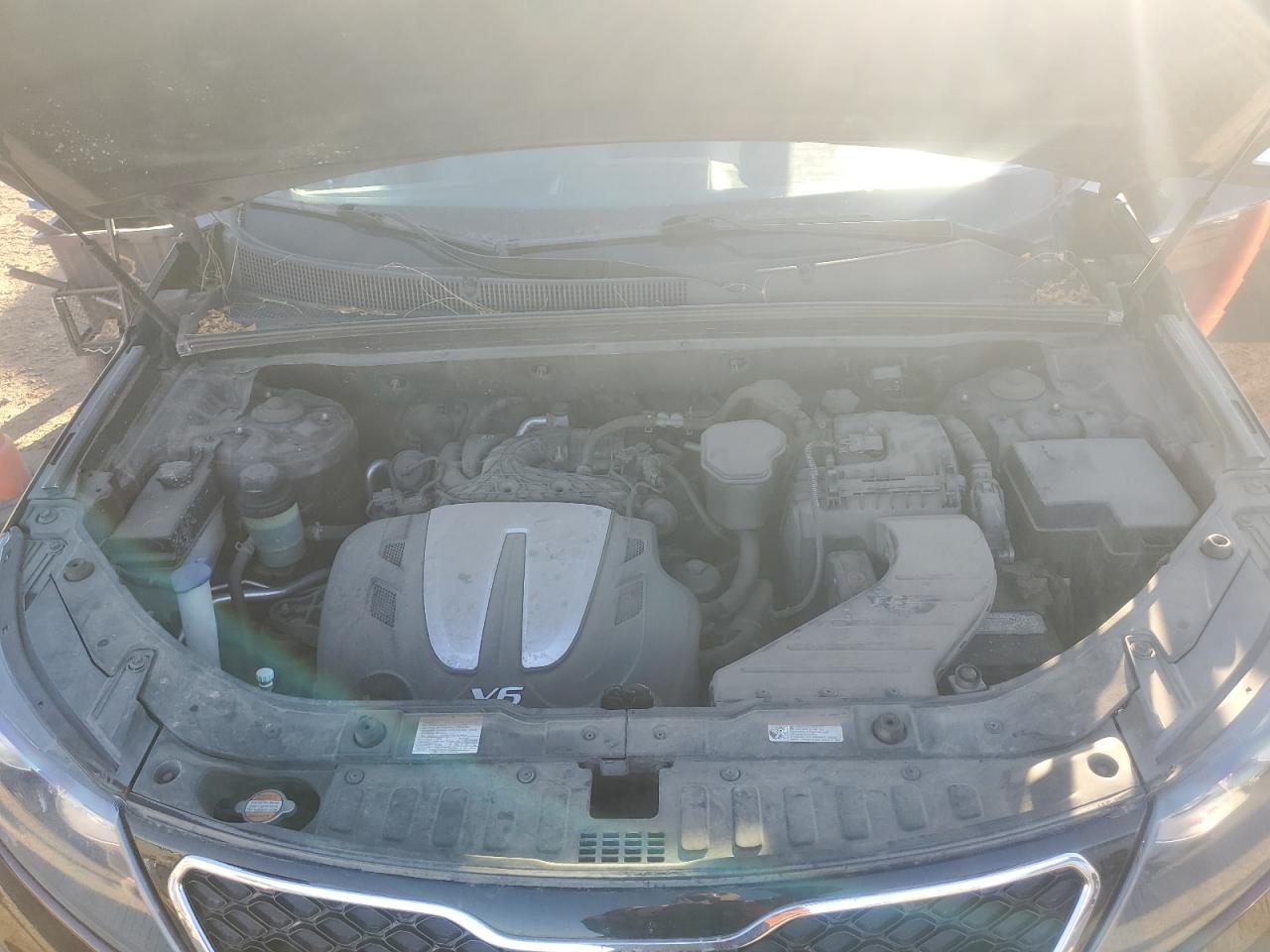 2011 Kia Sorento Sx VIN: 5XYKWDA23BG120421 Lot: 82649355