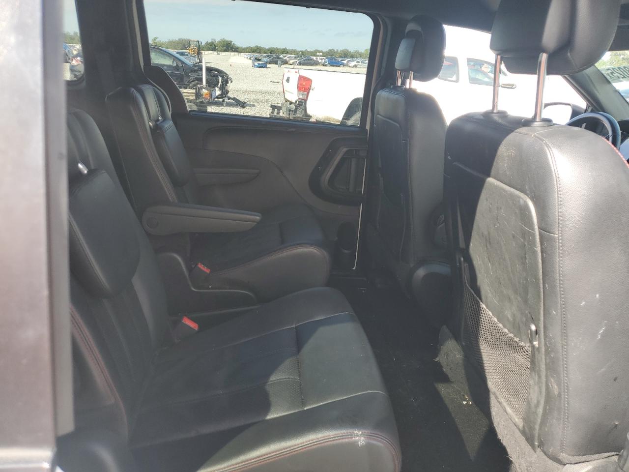 2017 Dodge Grand Caravan Gt VIN: 2C4RDGEG9HR575399 Lot: 90588025